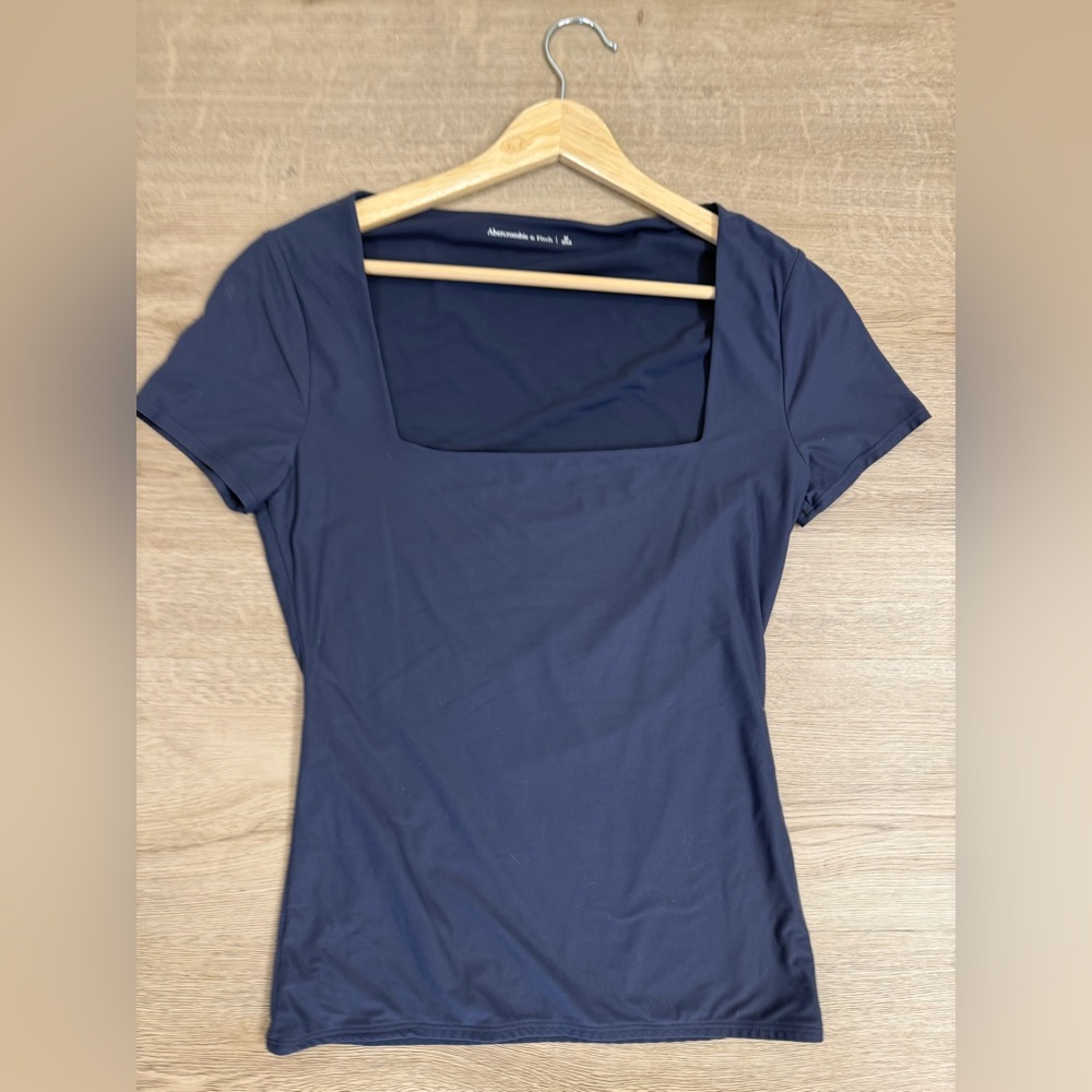 Abercrombie top